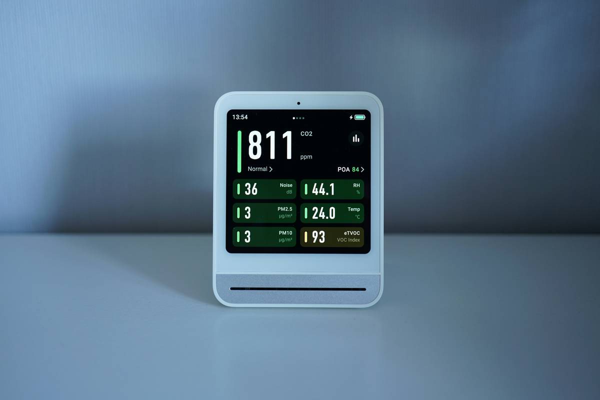 Smart Home Display Clock: 7 Proven Ways to Avoid Costly Setup Mistakes